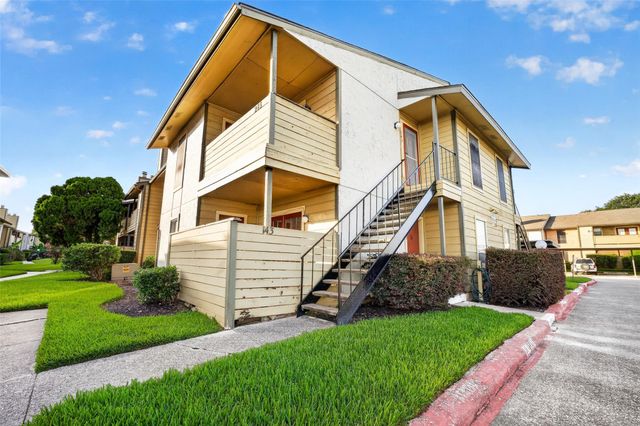 15534 Zabolio Drive 143, Houston, TX 77598