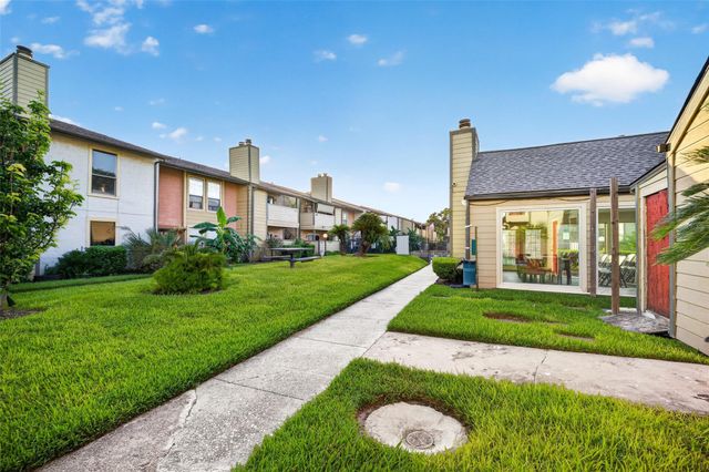 15534 Zabolio Drive 143, Houston, TX 77598