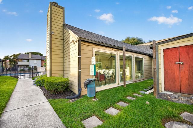 15534 Zabolio Drive 143, Houston, TX 77598