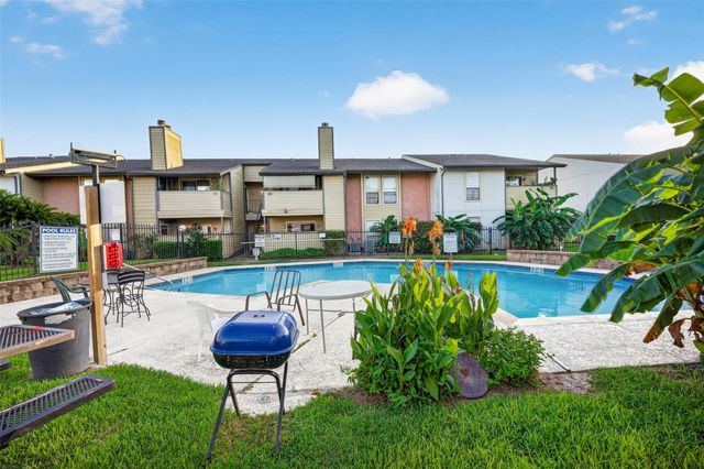 15534 Zabolio Drive 143, Houston, TX 77598