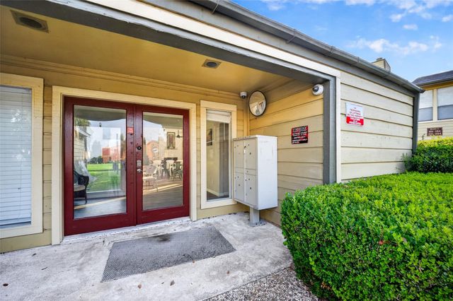 15534 Zabolio Drive 143, Houston, TX 77598