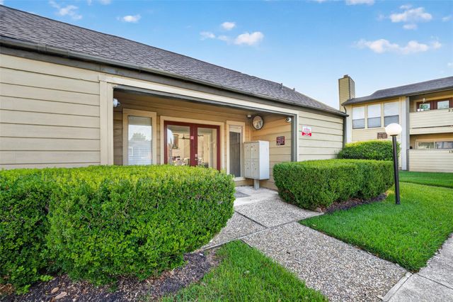 15534 Zabolio Drive 143, Houston, TX 77598