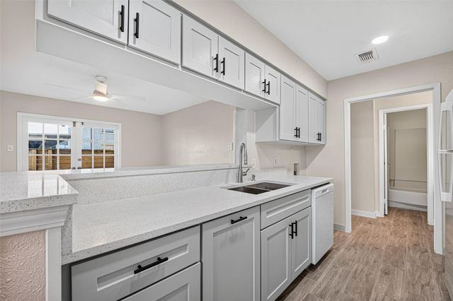 15534 Zabolio Drive 143, Houston, TX 77598