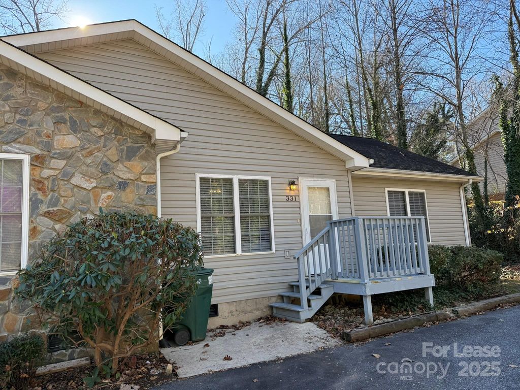 331 E I Street, Newton, NC 28658