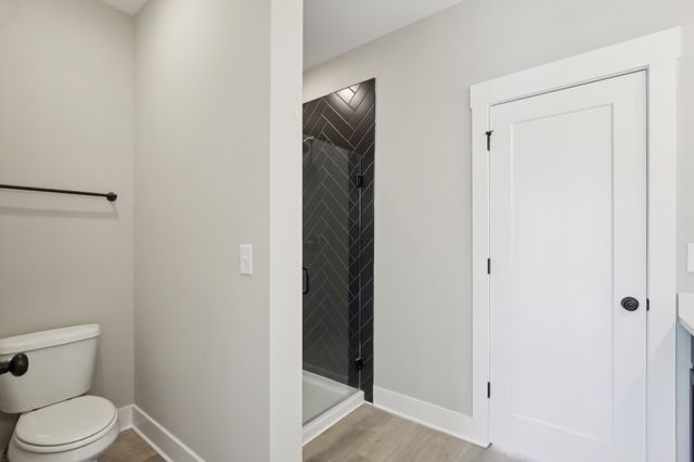 375 Archwood Dr, Madison, TN 37115