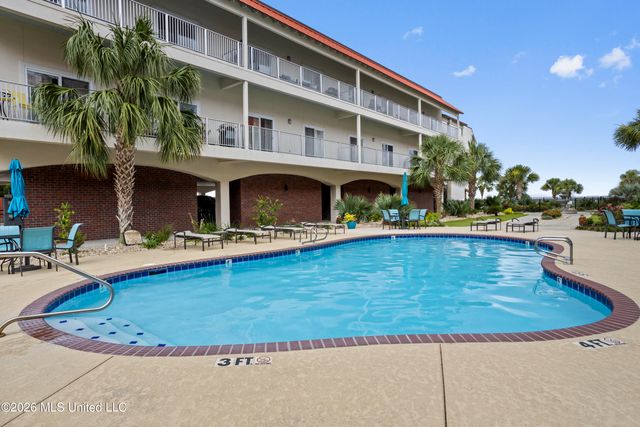 1453 E Beach Boulevard, 306, Pass Christian, MS 39571