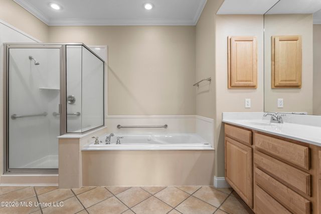 1453 E Beach Boulevard, 306, Pass Christian, MS 39571