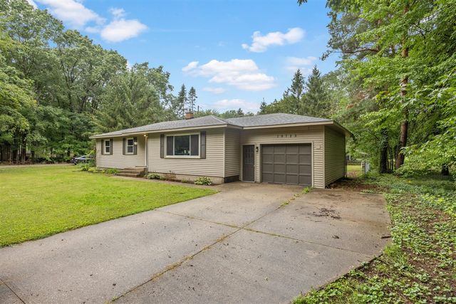 14725 James Street, Holland, MI 49424