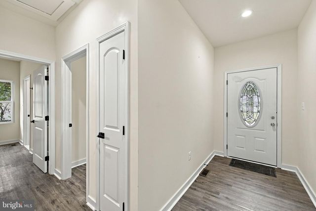 34 CIRCLE LN, Colonial Beach, VA 22443