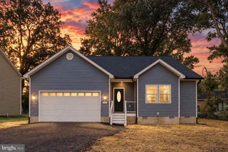 34 CIRCLE LN, Colonial Beach, VA 22443