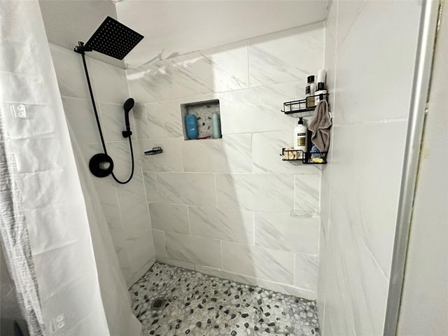 1759 NW 80th Avenue E, Margate, FL 33063