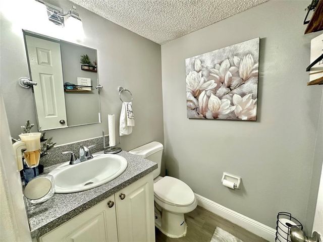 1759 NW 80th Avenue E, Margate, FL 33063