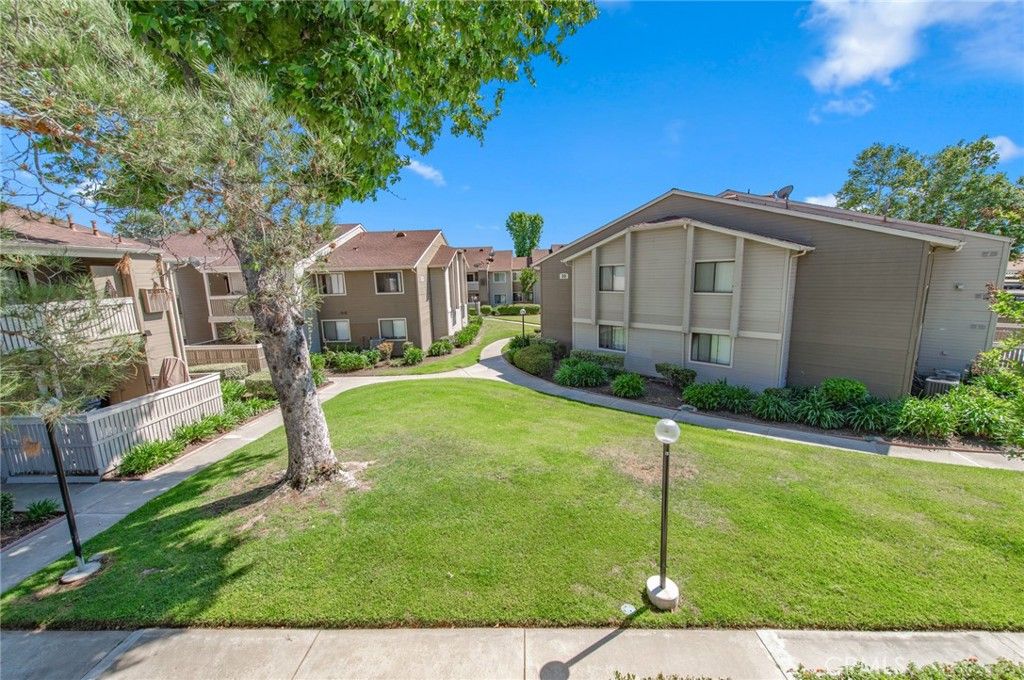 Image 19 of property listing at 1309 W Mission 46, Ontario, CA 91762