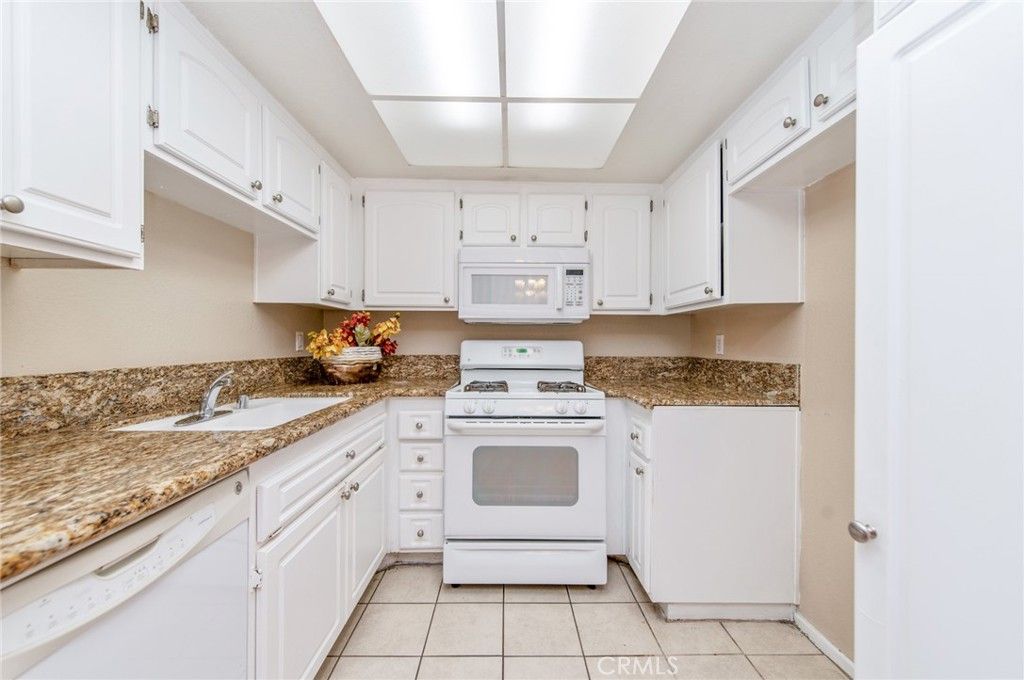 Image 9 of property listing at 1309 W Mission 46, Ontario, CA 91762