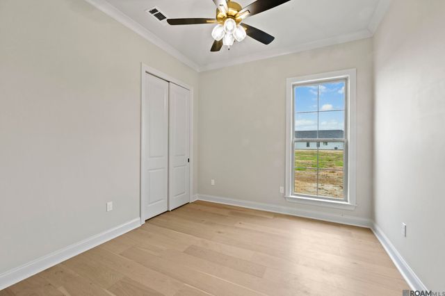 5131 Oakwater Alley, Gonzales, LA 70737