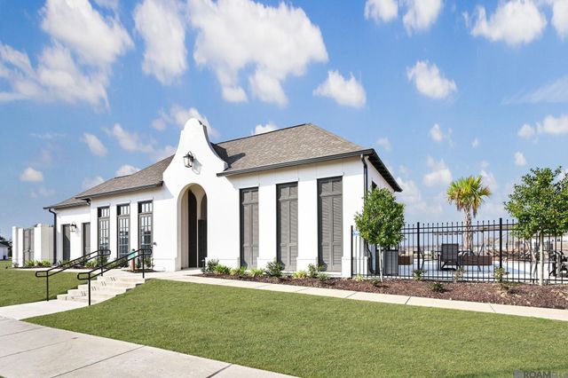 5131 Oakwater Alley, Gonzales, LA 70737