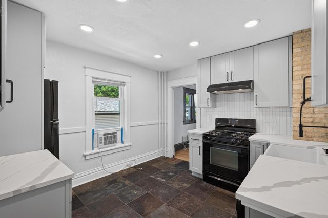 3859 Penn Avenue N, Minneapolis, MN 55412