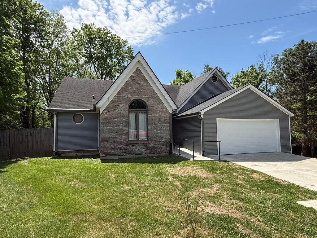 3622 Stamper Drive, Winchester, KY 40391