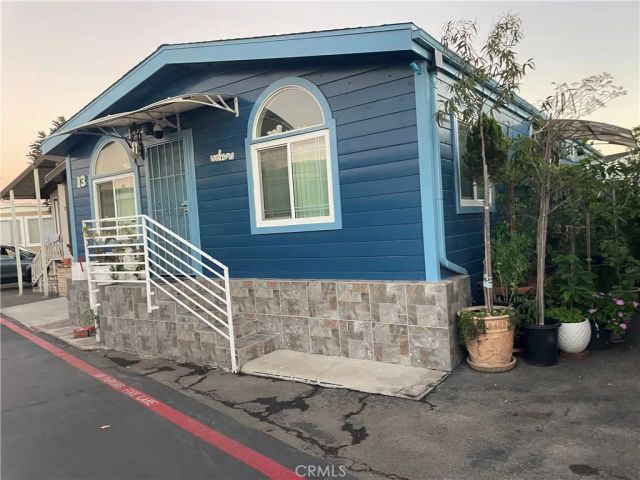2191 Harbor 13, Costa Mesa, CA 92627