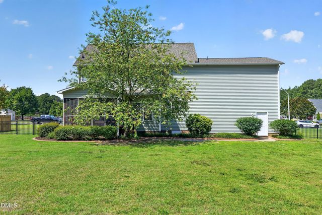160 Adams Pointe Court, Angier, NC 27501