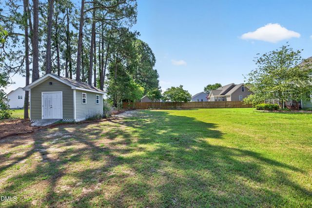 160 Adams Pointe Court, Angier, NC 27501