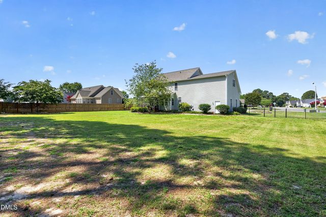 160 Adams Pointe Court, Angier, NC 27501