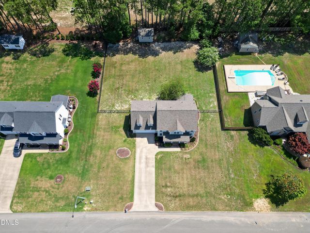 160 Adams Pointe Court, Angier, NC 27501