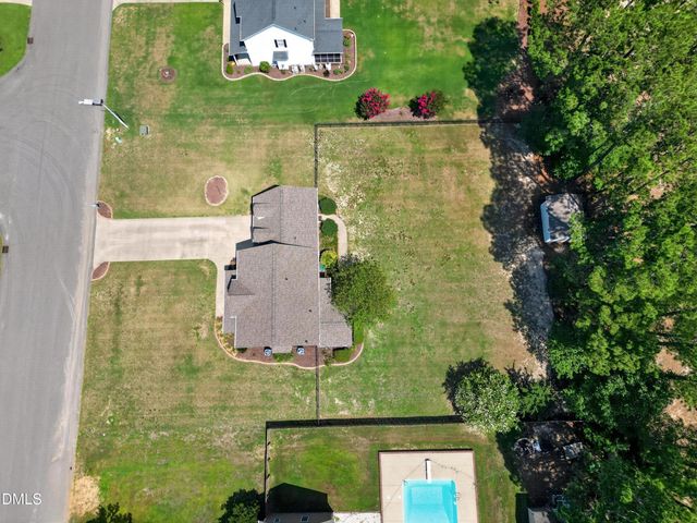 160 Adams Pointe Court, Angier, NC 27501