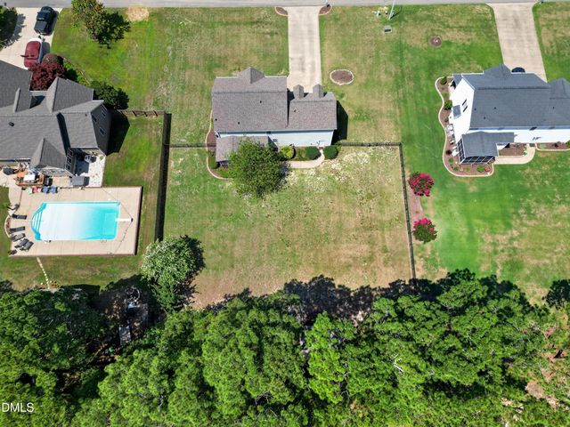 160 Adams Pointe Court, Angier, NC 27501