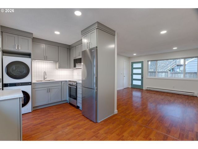 3954 N BORTHWICK Ave, Portland, OR 97227