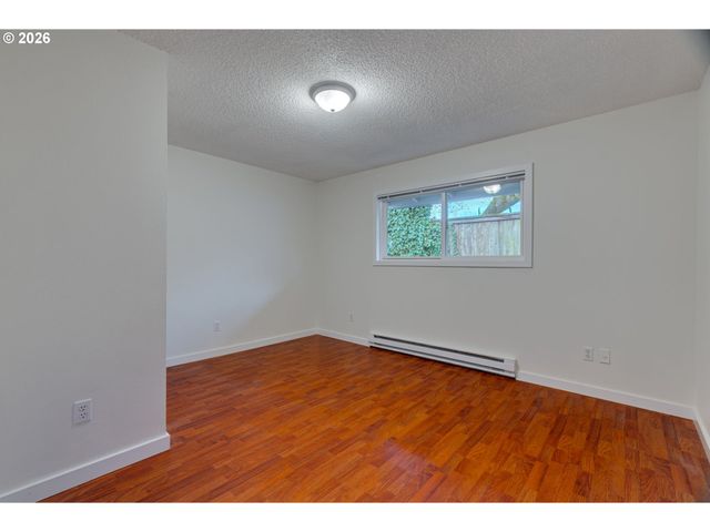 3954 N BORTHWICK Ave, Portland, OR 97227