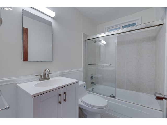 3954 N BORTHWICK Ave, Portland, OR 97227