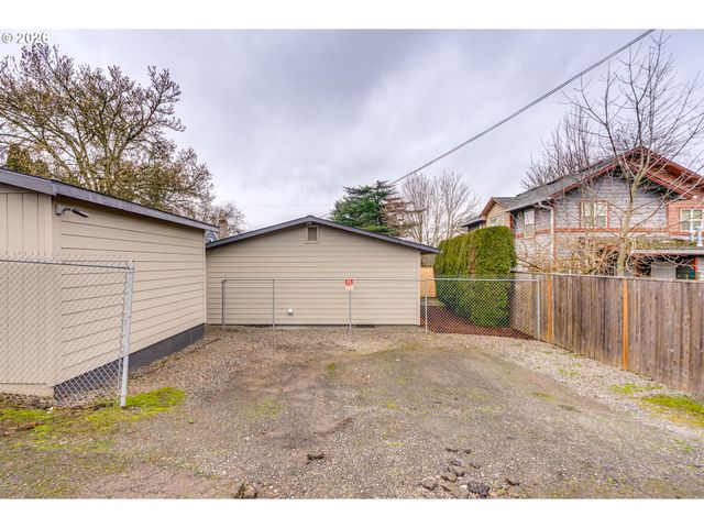 3954 N BORTHWICK Ave, Portland, OR 97227