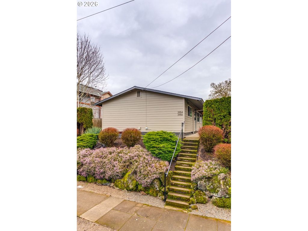3954 N BORTHWICK Ave, Portland, OR 97227