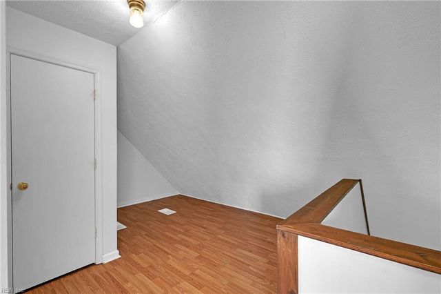 6386 Sterling CT, Gloucester, VA 23061