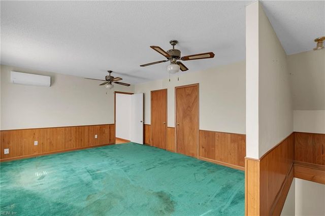 6386 Sterling CT, Gloucester, VA 23061