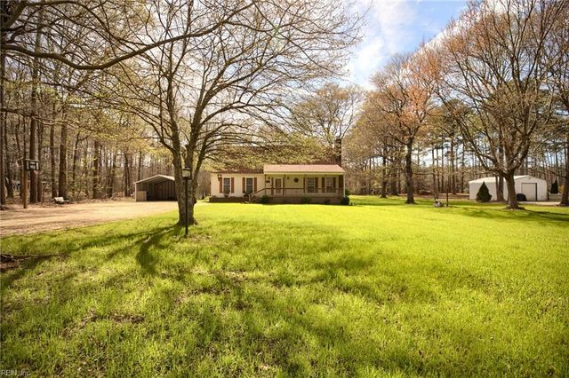 6386 Sterling CT, Gloucester, VA 23061