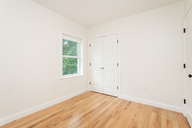 15 Cotting St 1, Medford, MA 02155