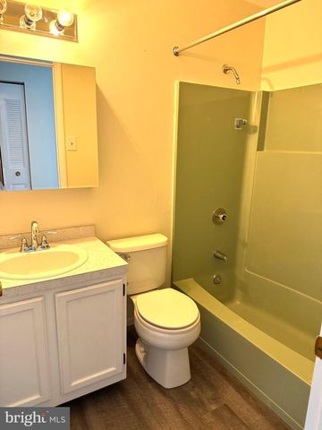 130 WESTBURY CT, Doylestown, PA 18901