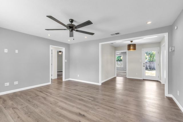 6321 35th Ave, Sacramento, CA 95824