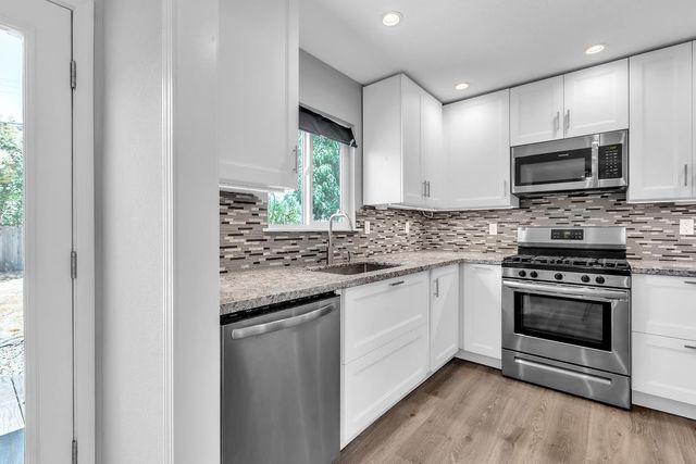 6321 35th Ave, Sacramento, CA 95824