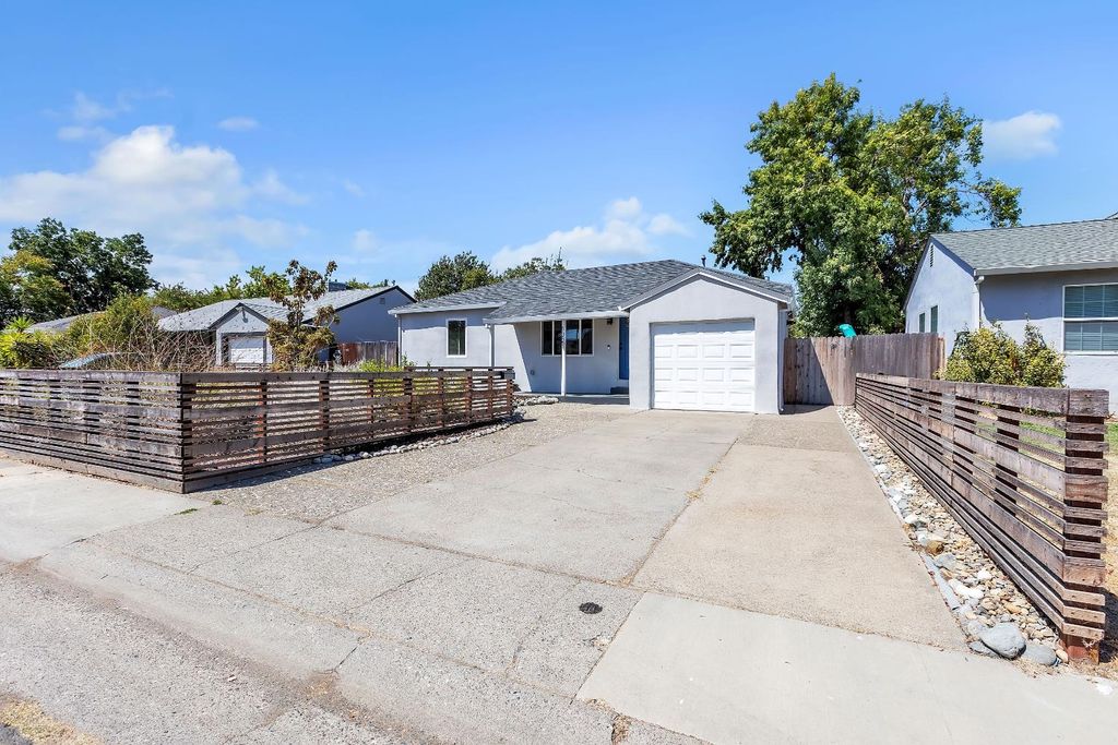 6321 35th Ave, Sacramento, CA 95824
