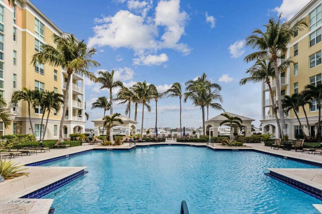 806 E Windward Way 617, Lantana, FL 33462