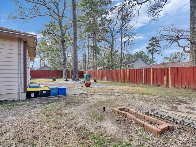 6715 Sandy Oaks Drive, Houston, TX 77050