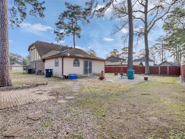 6715 Sandy Oaks Drive, Houston, TX 77050