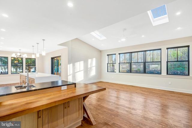 5921 CHESTERBROOK RD, Mclean, VA 22101