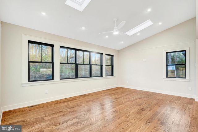 5921 CHESTERBROOK RD, Mclean, VA 22101