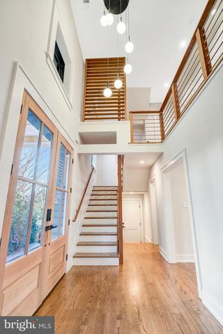 5921 CHESTERBROOK RD, Mclean, VA 22101