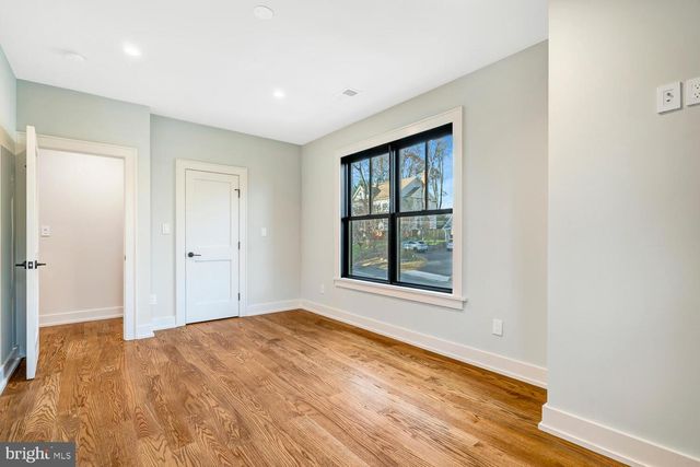 5921 CHESTERBROOK RD, Mclean, VA 22101