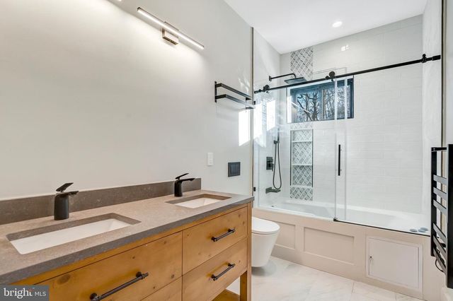 5921 CHESTERBROOK RD, Mclean, VA 22101